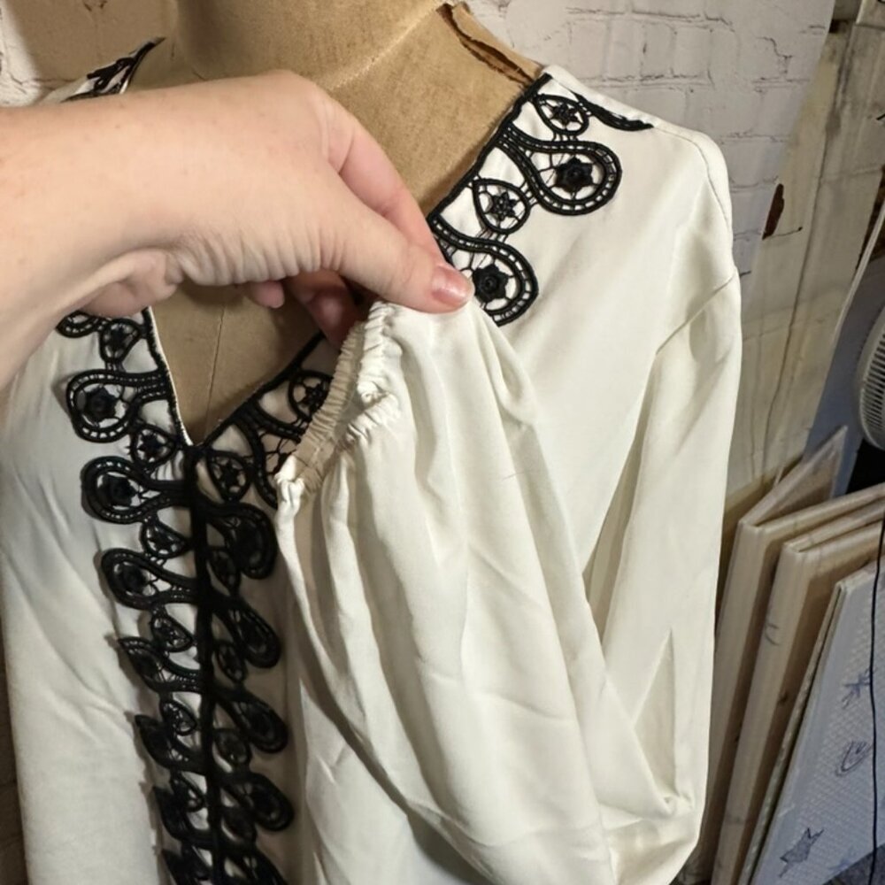 Alfani White and Black Blouse size XL - Picture 2 of 5